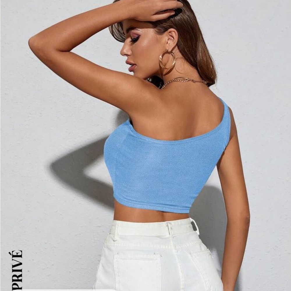 NEVER WORN ONE SHOULDER BABY BLUE CROPPED TANK ASYMMETRICAL NECKLINE
